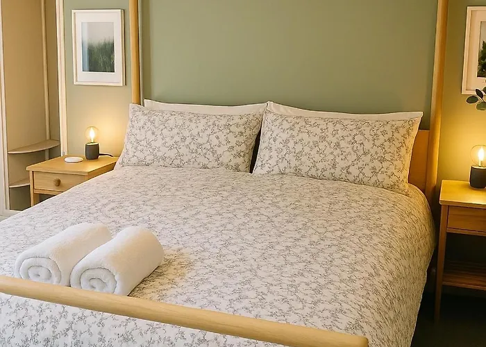 Central Studio Flat With Parking Permit