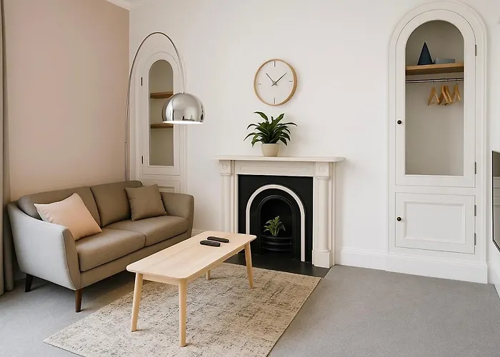 Central Studio Flat With Parking Permit