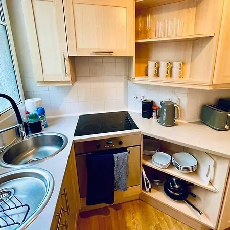 Central Studio Flat With Parking Permit Bath Exterior photo